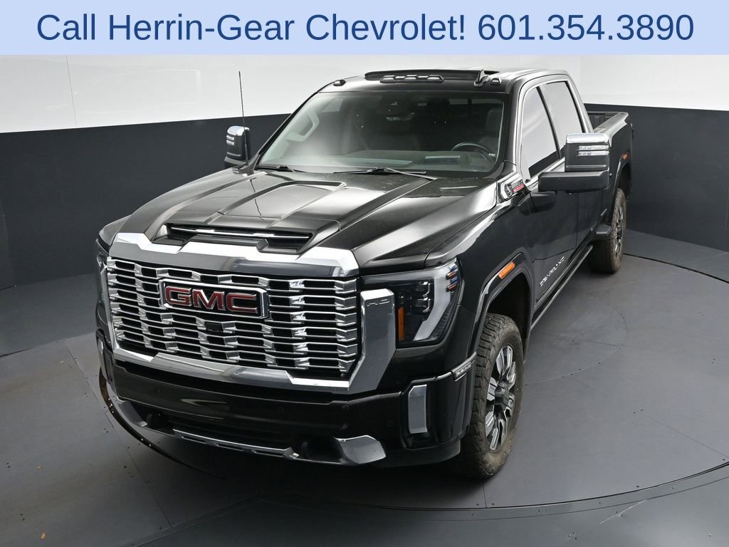 Used 2024 GMC Sierra 3500 Denali w/ Denali Reserve Package image 35
