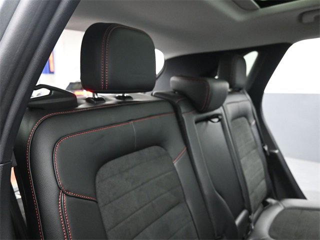 Certified 2022 Ford Escape SEL w/ SEL Stealth AWD Package image 28