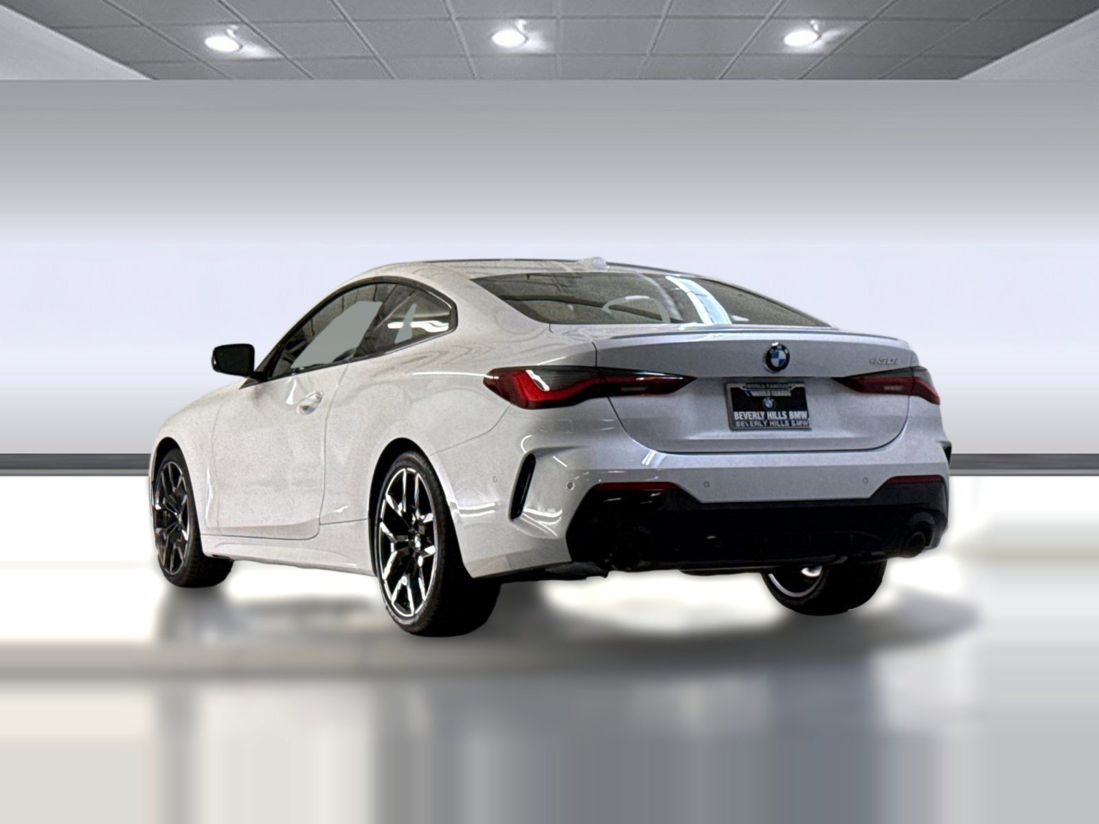 New 2026 BMW 430i Coupe w/ M Sport Package image 3