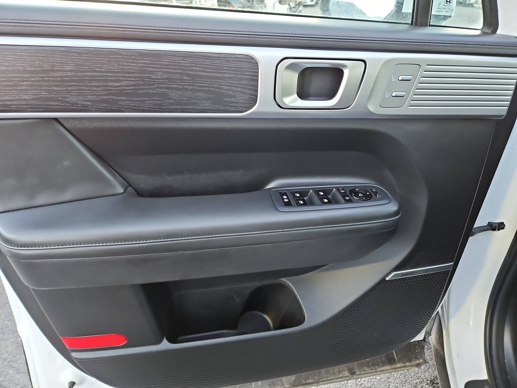 Used 2025 Hyundai Santa Fe Limited image 15