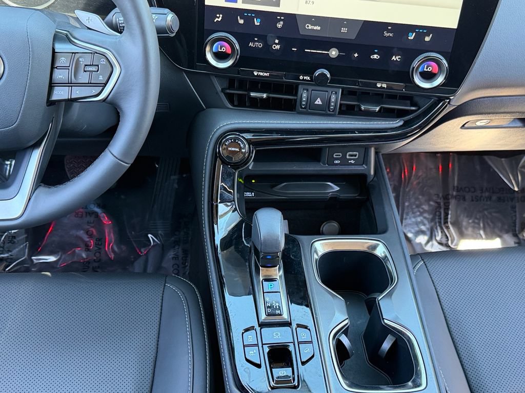 Certified 2025 Lexus NX 250 AWD w/ Accessory Package (2T) image 14