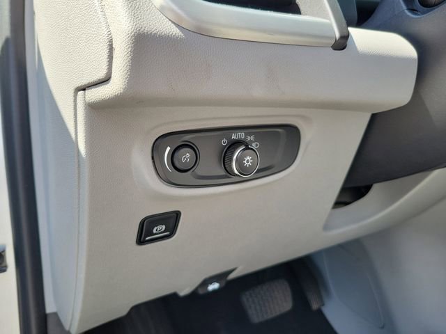 Used 2020 GMC Terrain SLE w/ Driver Convenience Package FWD image 10