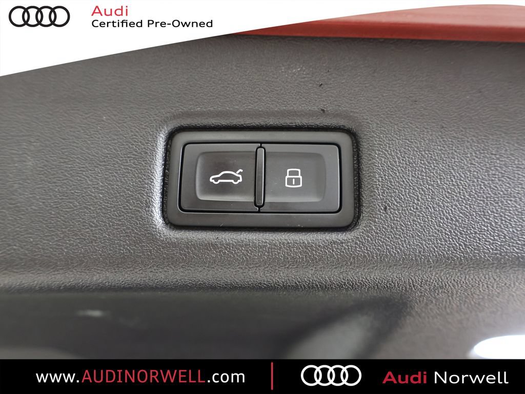 Certified 2025 Audi Q5 Premium AWD/4WD image 16