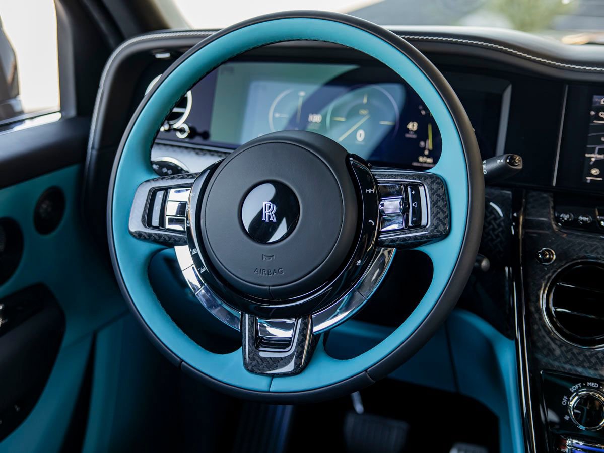 Certified 2025 Rolls-Royce Cullinan Black Badge image 17