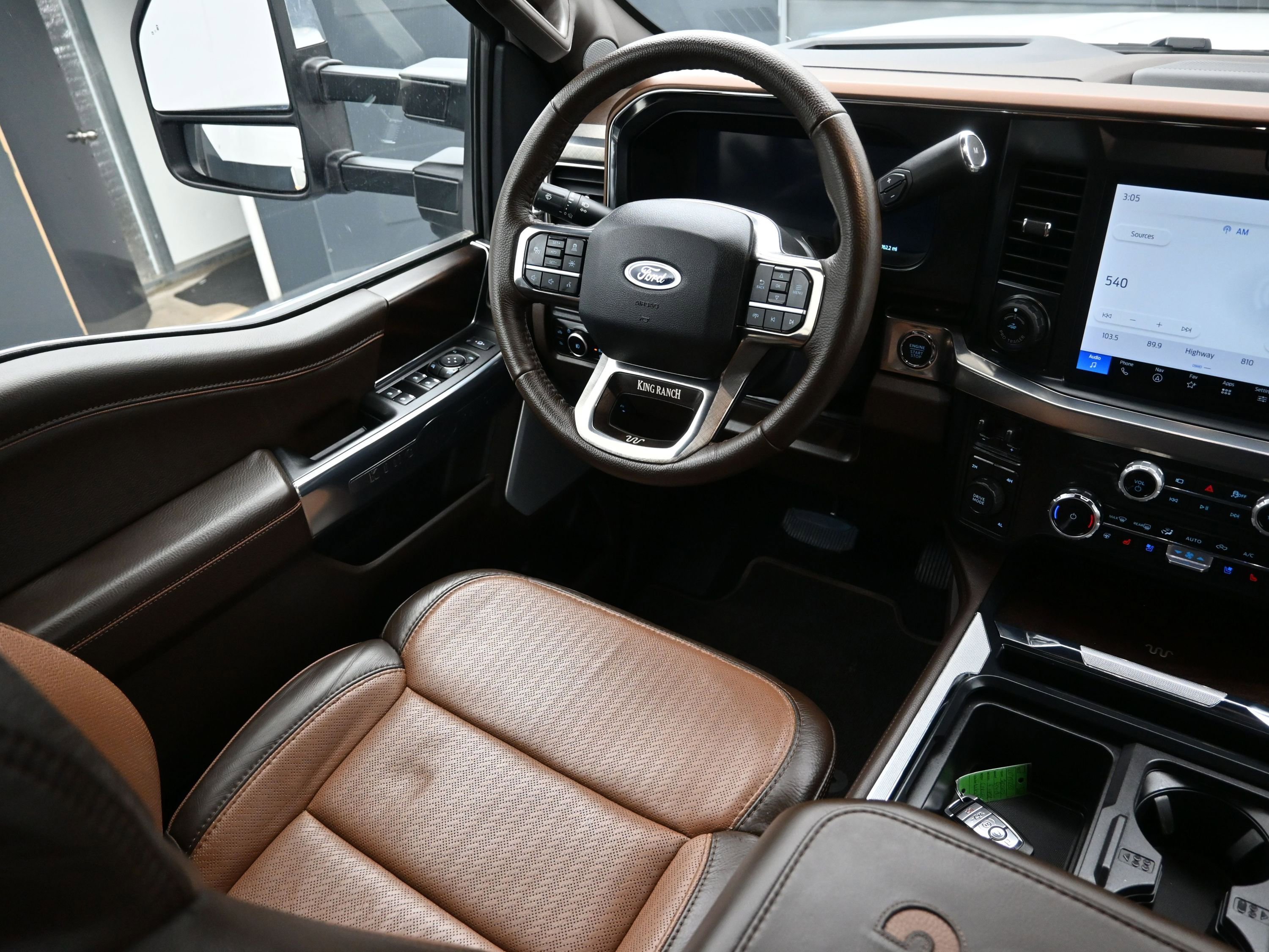 Used 2025 Ford F450 King Ranch w/ Chrome Package image 24