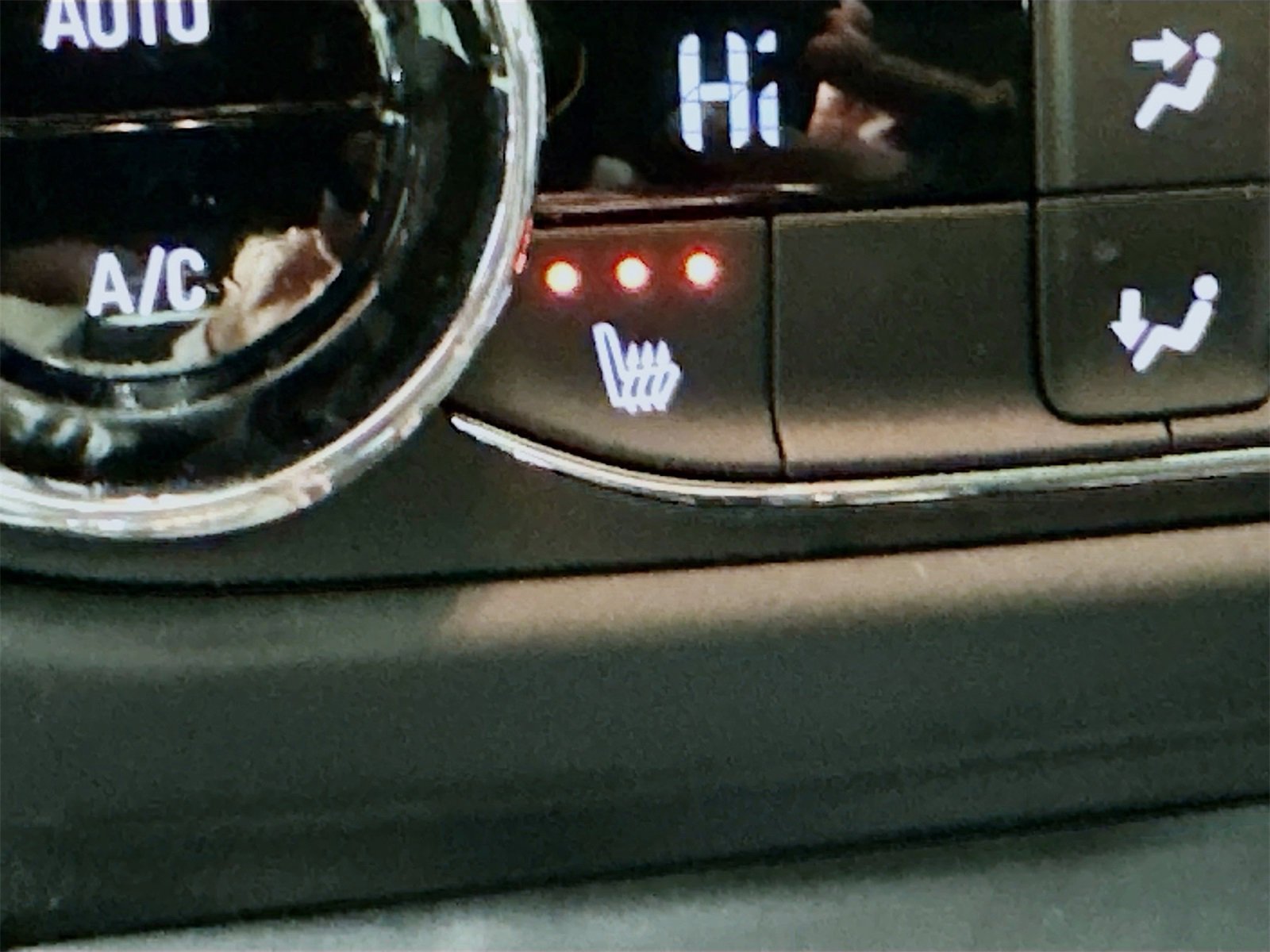 Used 2023 Chevrolet TrailBlazer RS w/ Convenience Package image 20