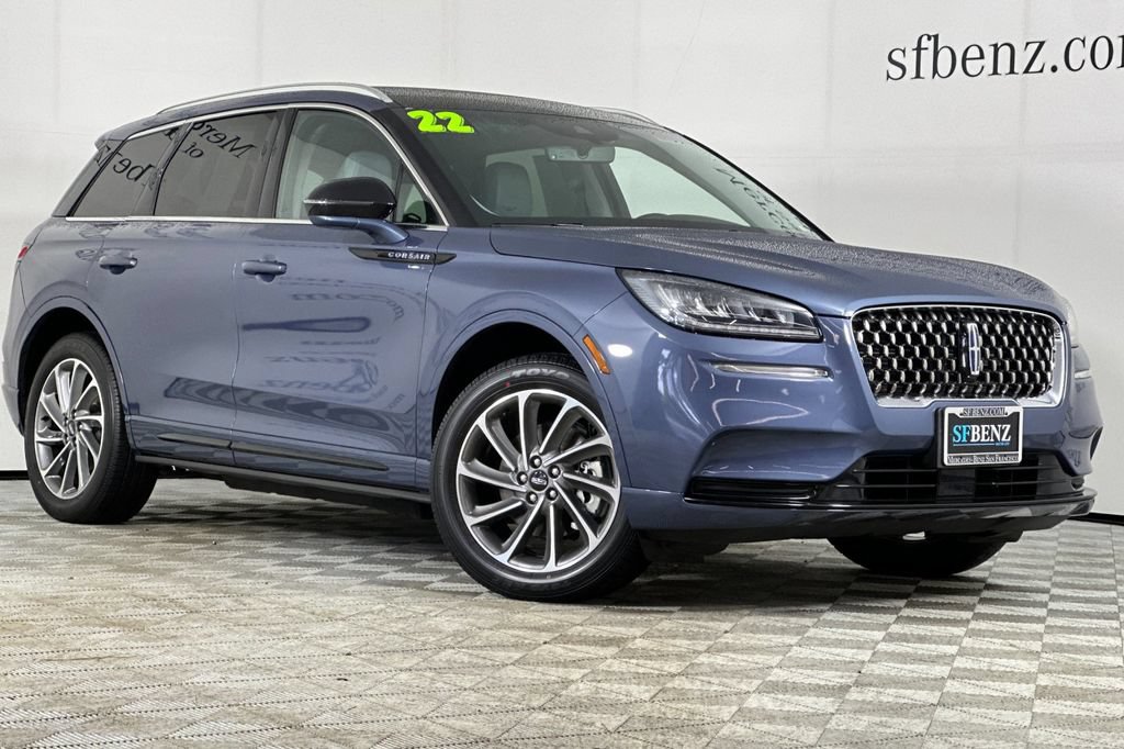 Used 2022 Lincoln Corsair Grand Touring AWD/4WD image 2