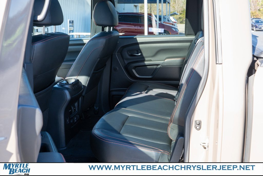 Used 2023 Nissan Titan PRO-4X w/ Pro-4x Convenience Package image 13