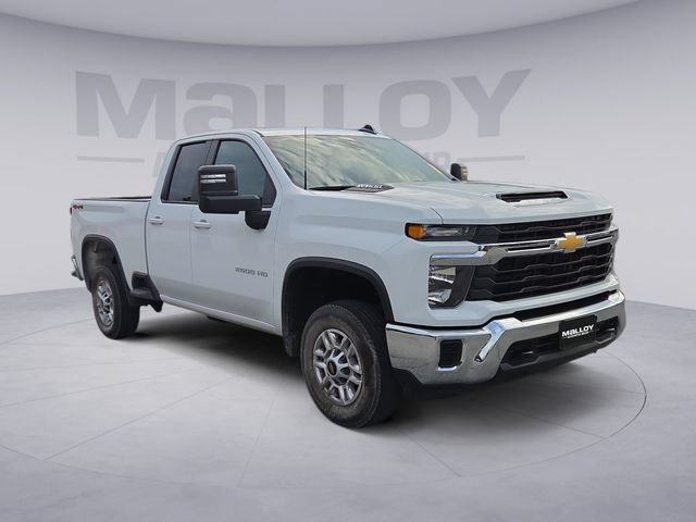 Used 2026 Chevrolet Silverado 2500 LT AWD/4WD image 7