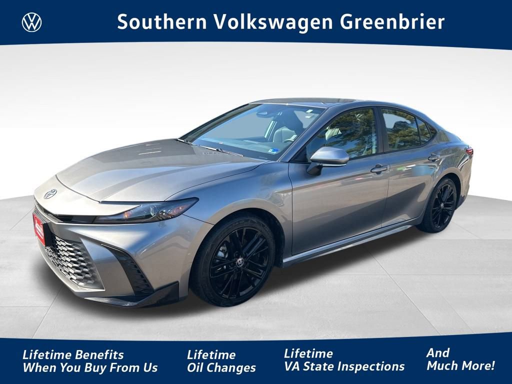 Used 2025 Toyota Camry SE