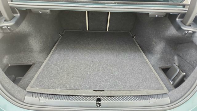 Used 2024 BMW 530i image 15