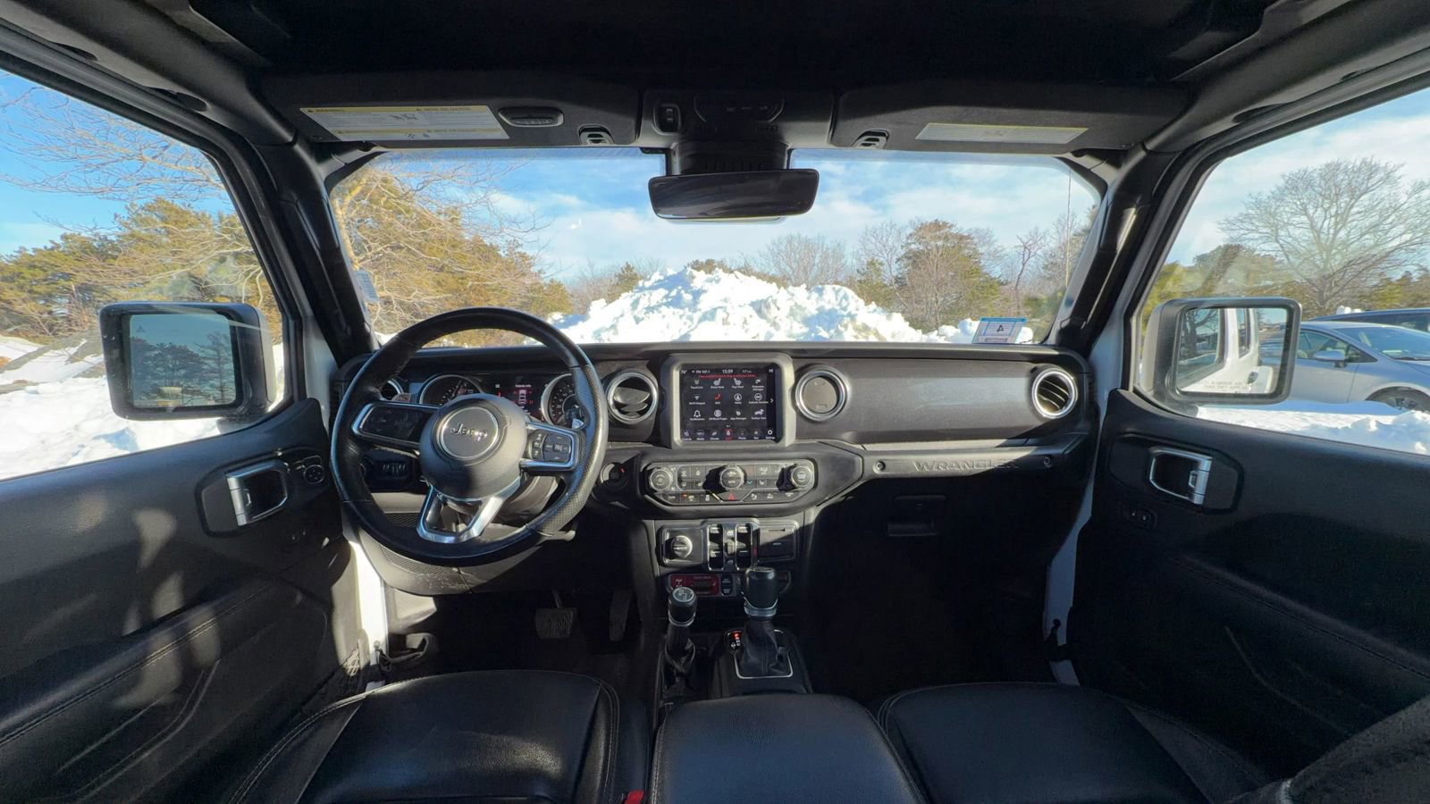 Used 2022 Jeep Wrangler Unlimited Rubicon w/ Trailer Tow Package image 14