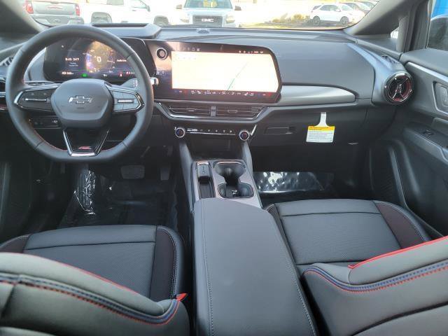 New 2025 Chevrolet Equinox EV RS image 13