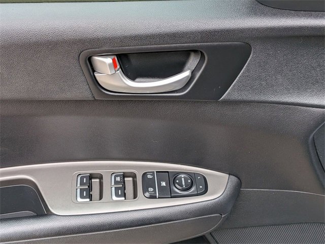 Used 2020 Kia Optima LX image 15