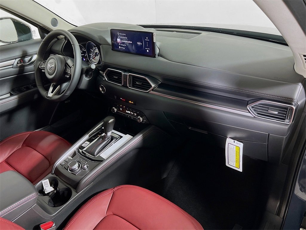 Used 2025 MAZDA CX-5 Carbon Edition image 23