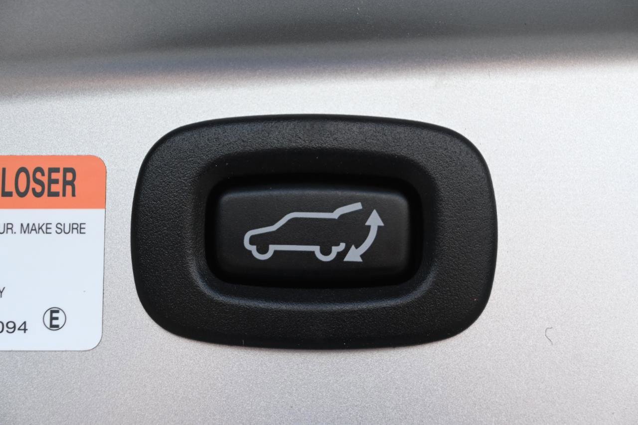 Used 2018 Mitsubishi Outlander SEL AWD/4WD image 25