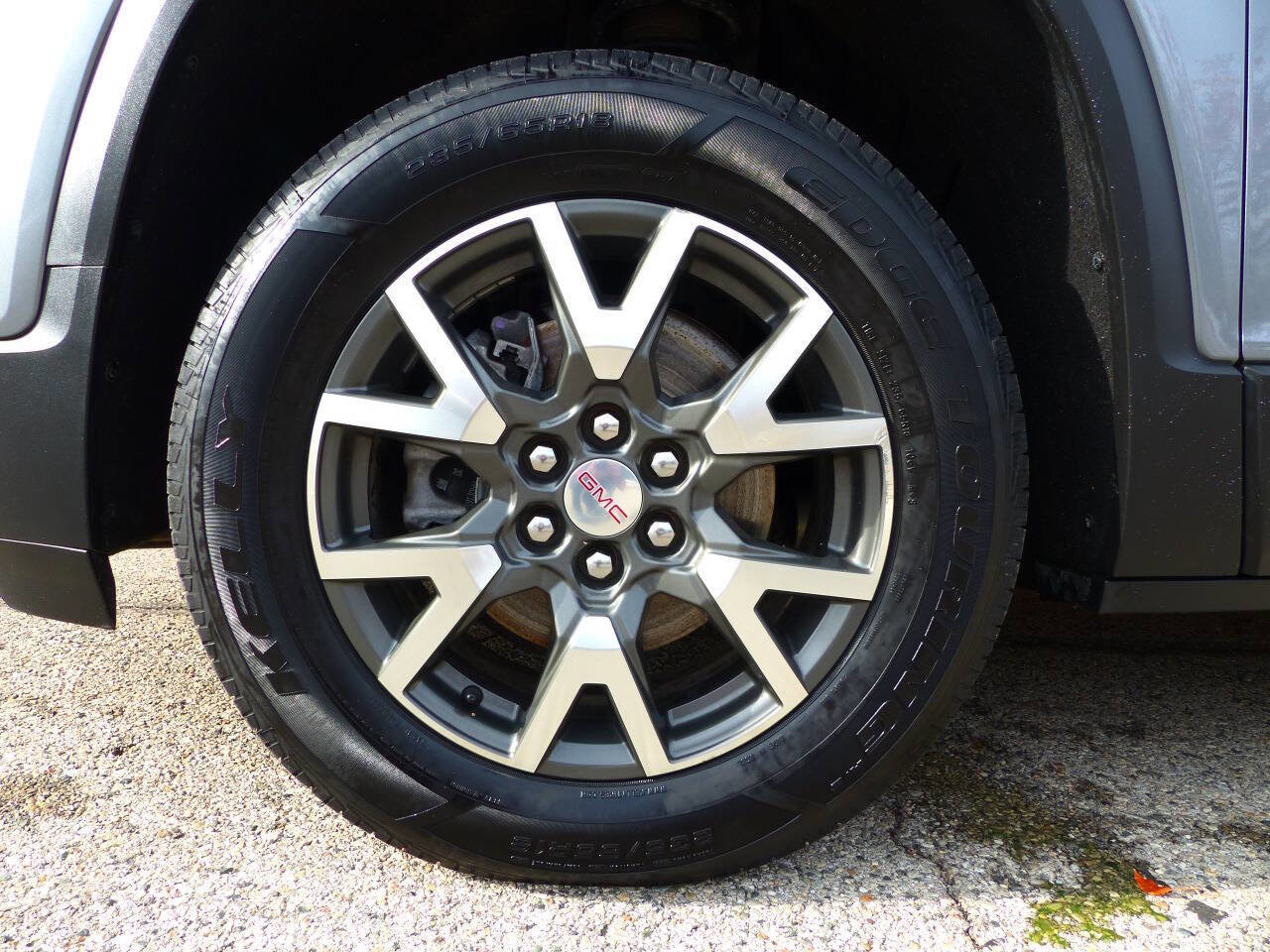 Used 2021 GMC Acadia SLE w/ Driver Convenience Package FWD image 13