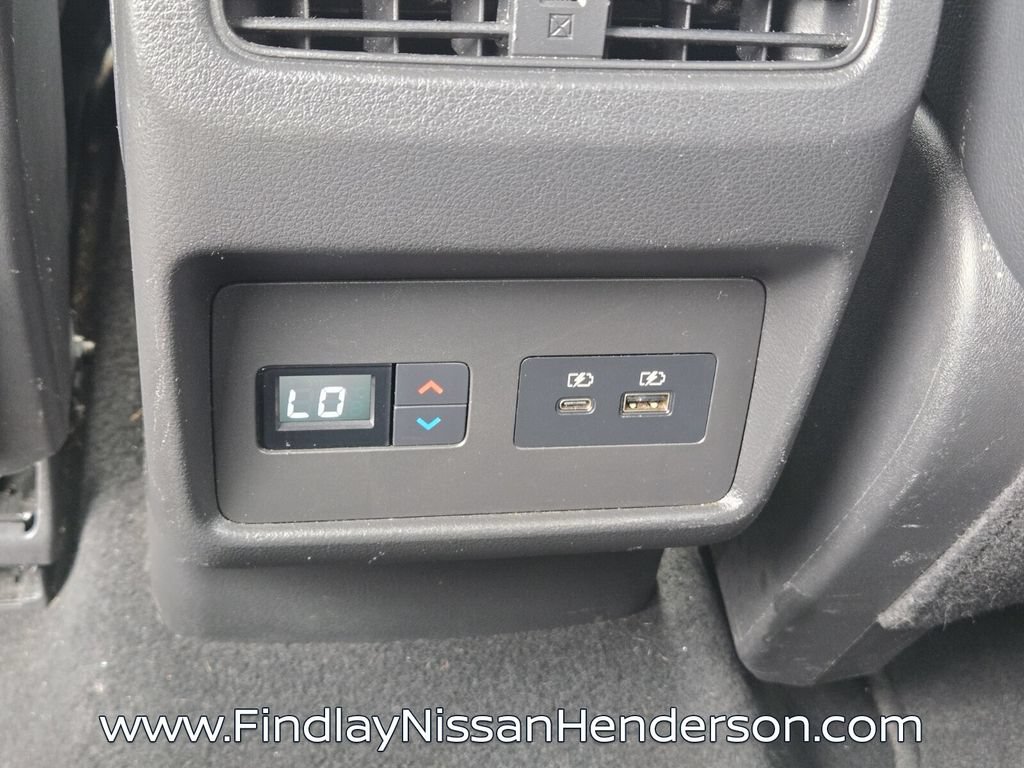 Used 2021 Nissan Rogue SL w/ Premium Package FWD image 13
