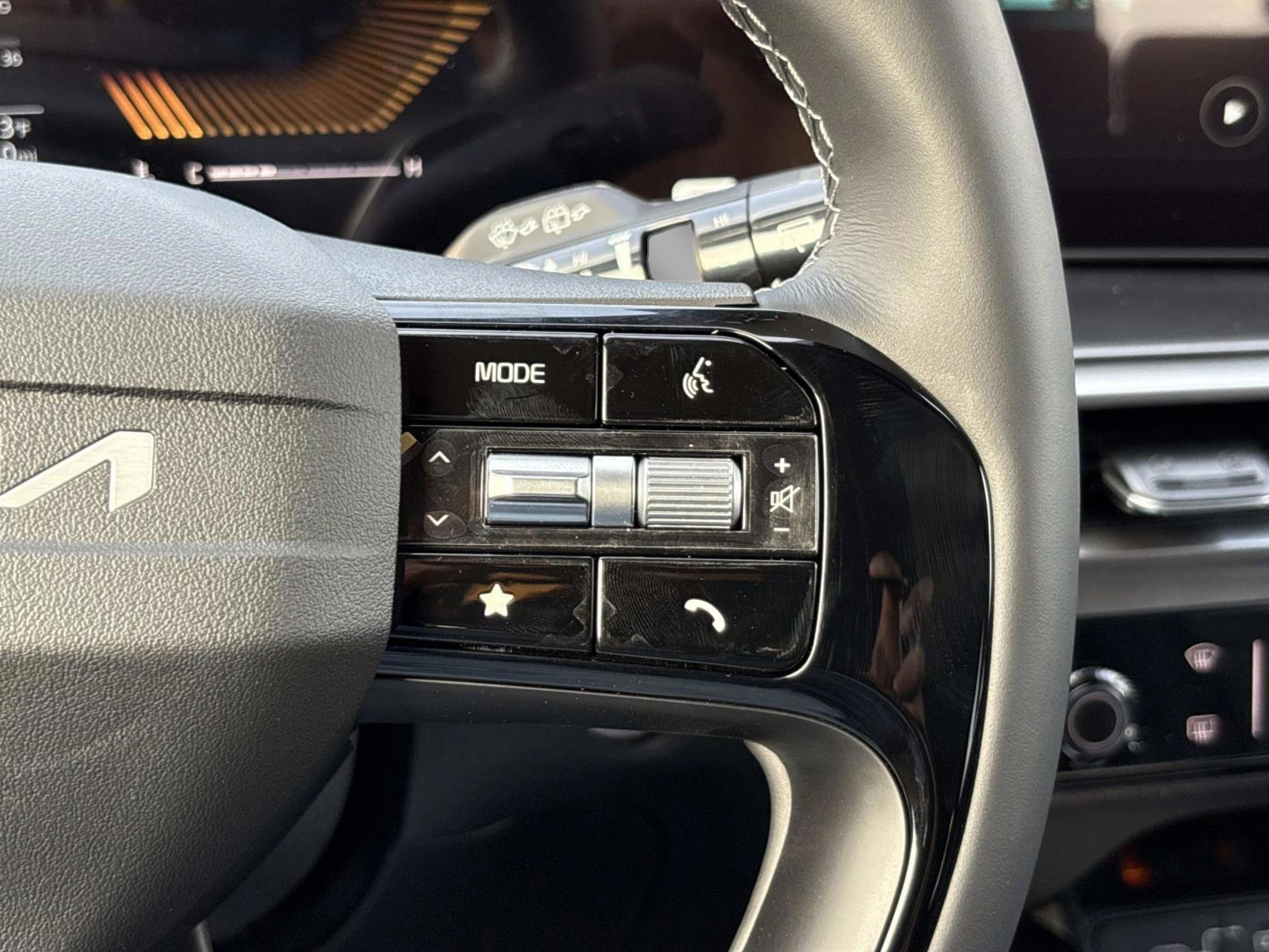 New 2026 Kia Sorento LX image 23