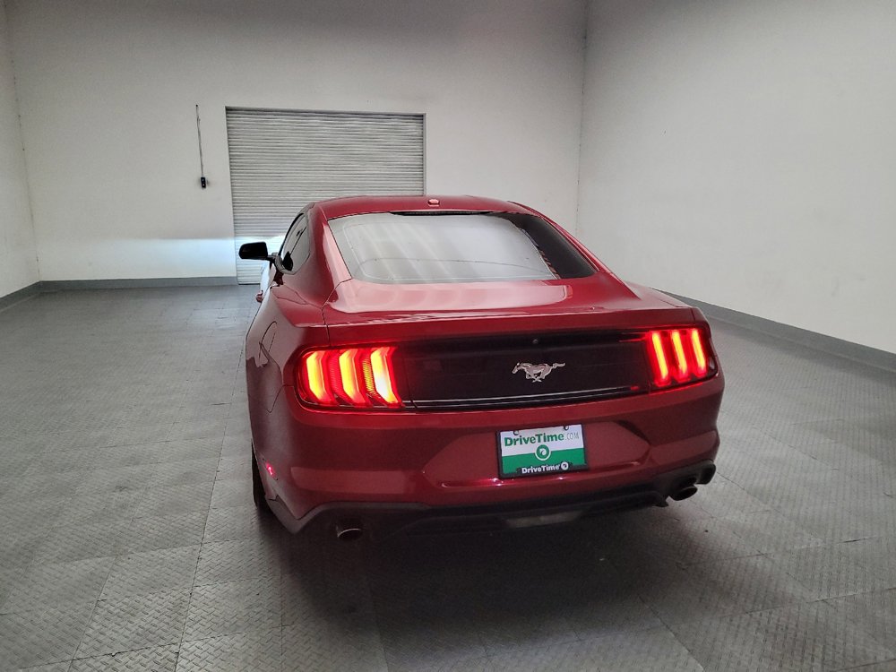 Used 2019 Ford Mustang Coupe RWD image 6