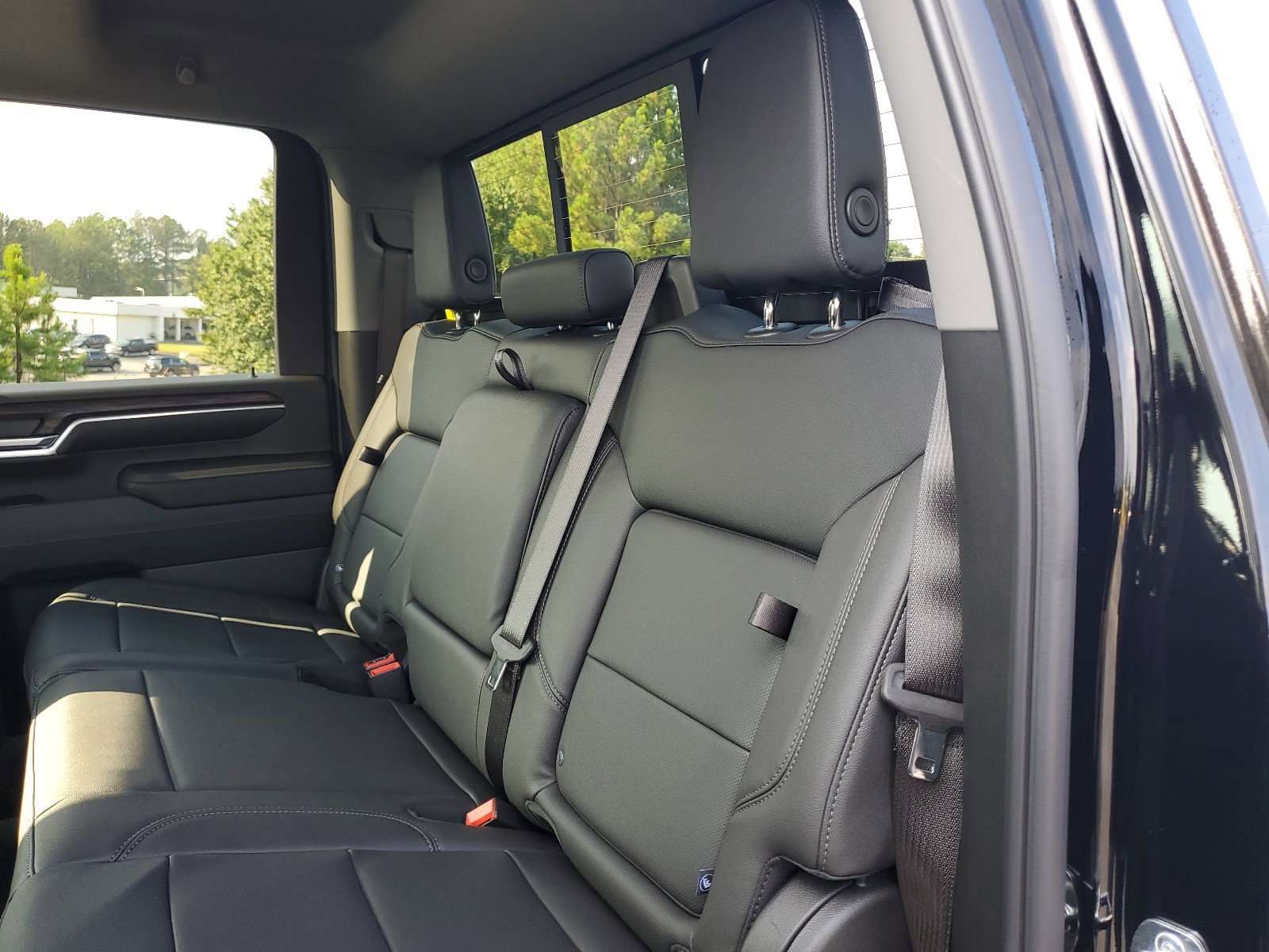 New 2025 GMC Sierra 2500 SLT w/ SLT Premium Package image 14
