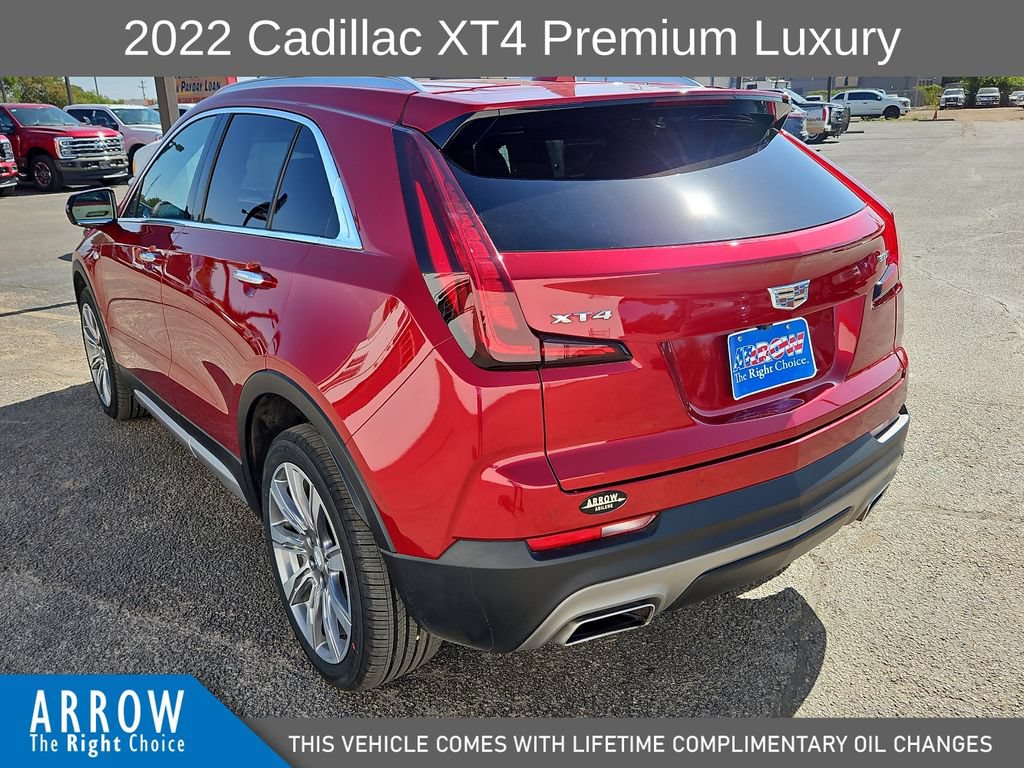 Used 2022 Cadillac XT4 Premium Luxury w/ Cold Weather Package FWD image 9