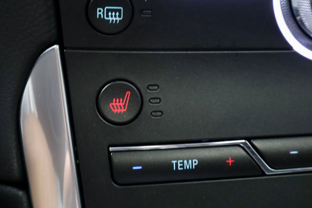 Certified 2019 Ford Edge Titanium w/ Cold Weather Package image 4