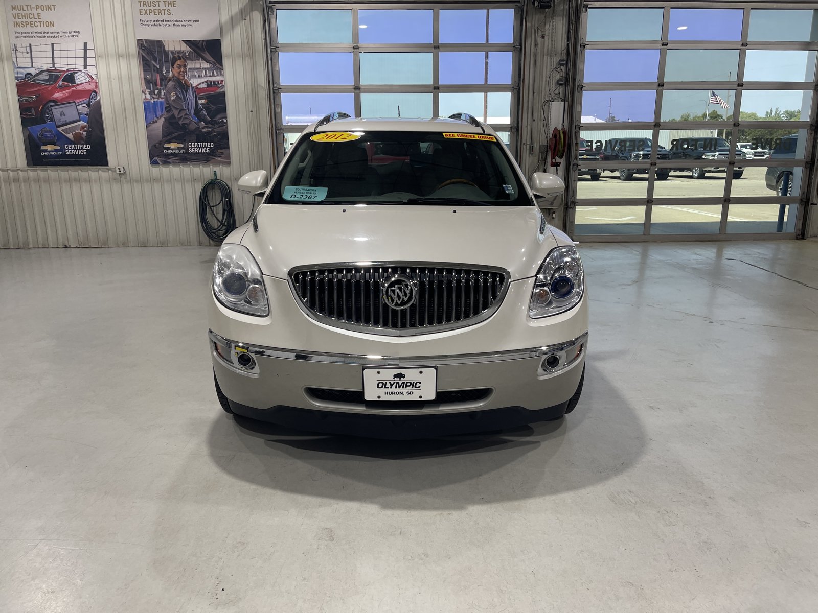 Used 2012 Buick Enclave Leather w/ Trailering Provision Package AWD/4WD image 3