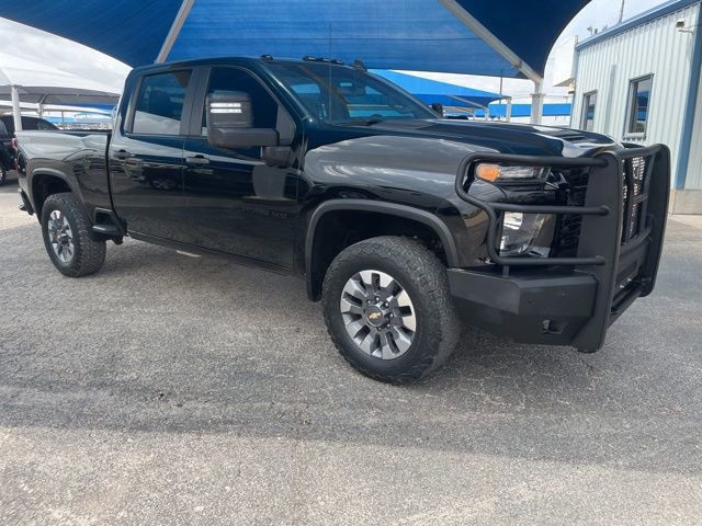Used 2021 Chevrolet Silverado 2500 Custom w/ Custom Value Package image 3