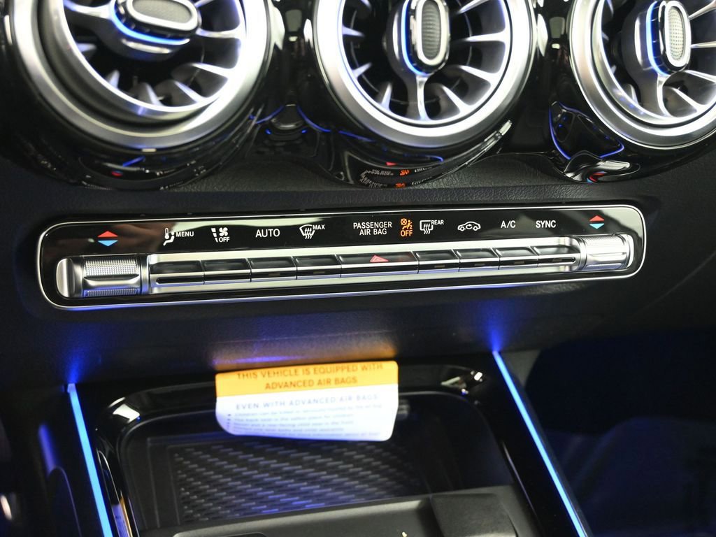 New 2026 Mercedes-Benz GLB 250 4MATIC image 15