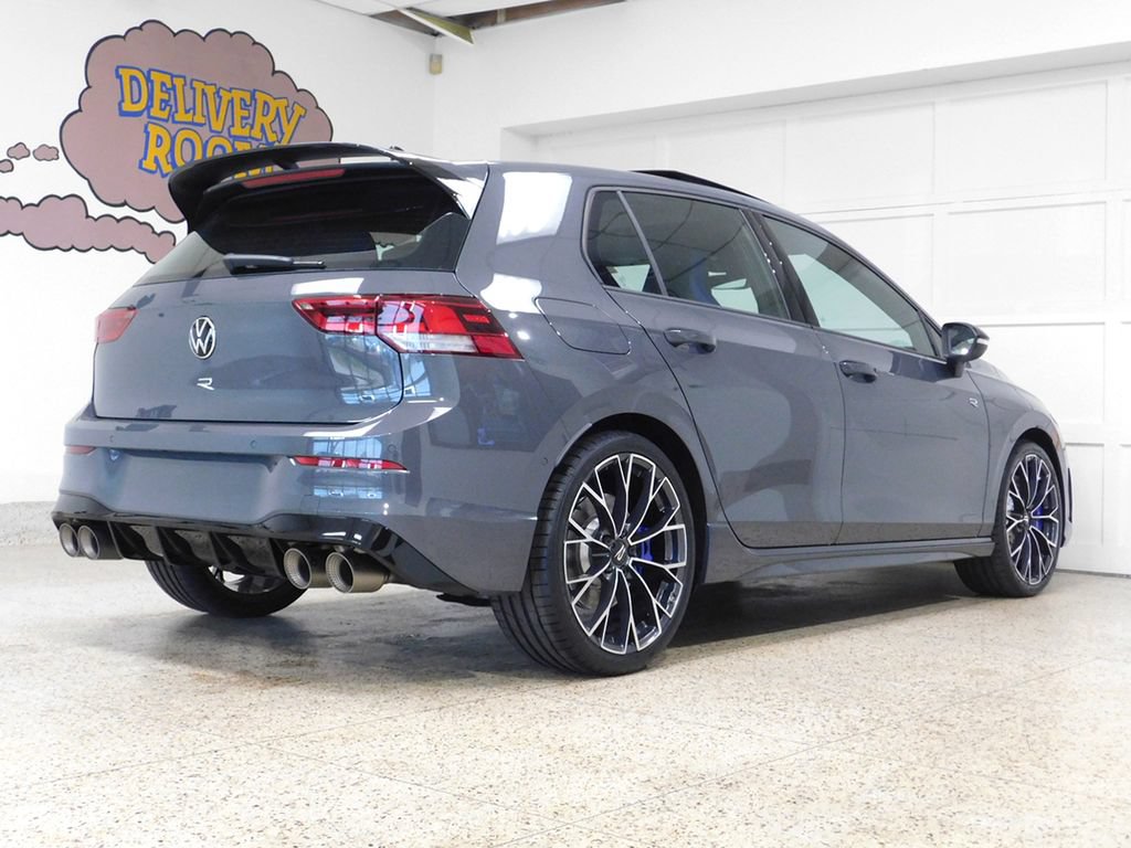 Used 2026 Volkswagen Golf AWD/4WD image 4