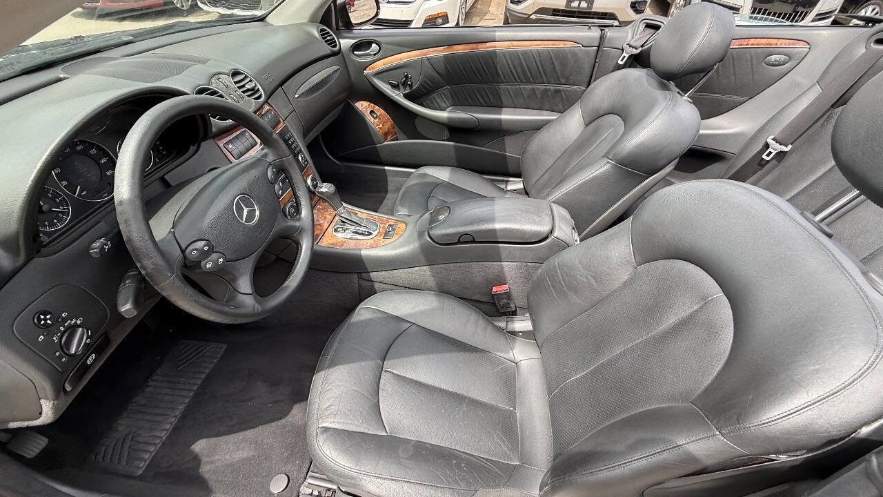Used 2005 Mercedes-Benz CLK 500 Cabriolet image 36