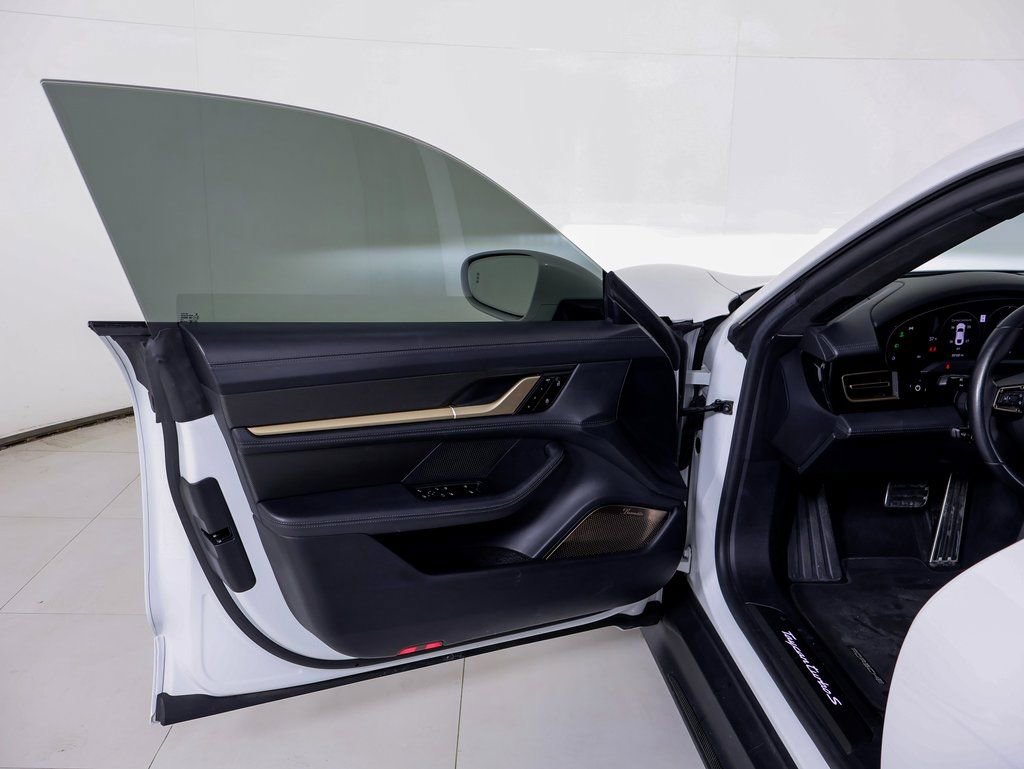 Certified 2021 Porsche Taycan Turbo S image 28