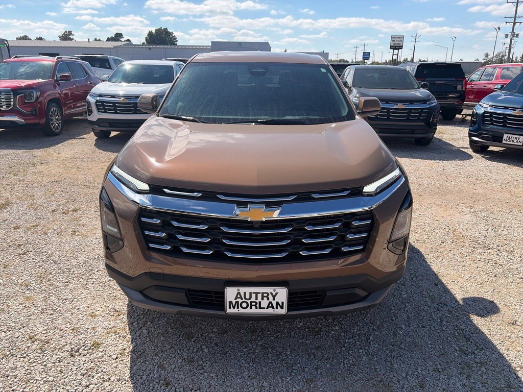New 2027 Chevrolet Equinox LT w/ LPO, Floor Liner Package FWD image 9