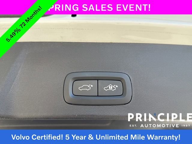 Certified 2023 Volvo XC40 Recharge Core image 36