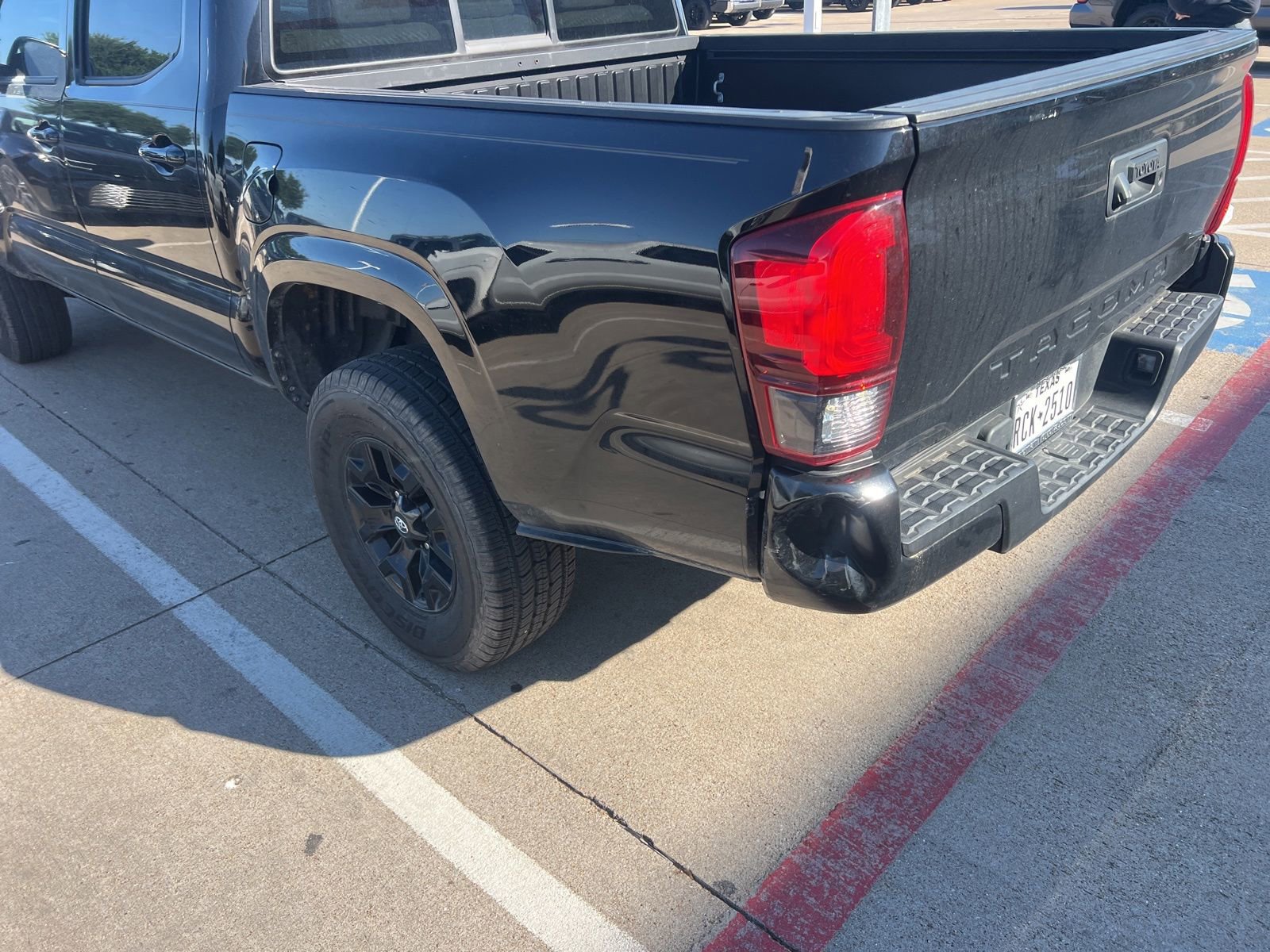Used 2021 Toyota Tacoma SR w/ SR Convenience Package RWD image 8