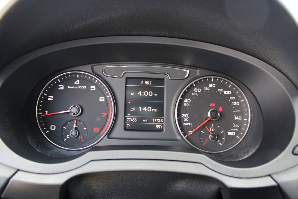 Used 2016 Audi Q3 2.0T Premium Plus w/ Technology Package image 28