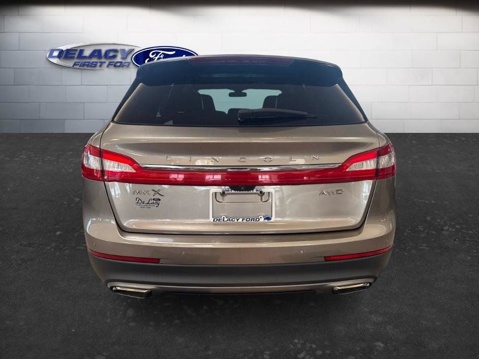 Used 2018 Lincoln MKX Reserve w/ Lincoln MKX Climate Package AWD/4WD image 3