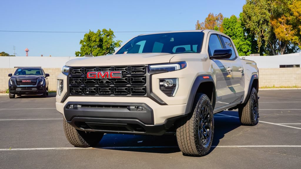 New 2026 GMC Canyon Elevation w/ Convenience Package AWD/4WD video 2