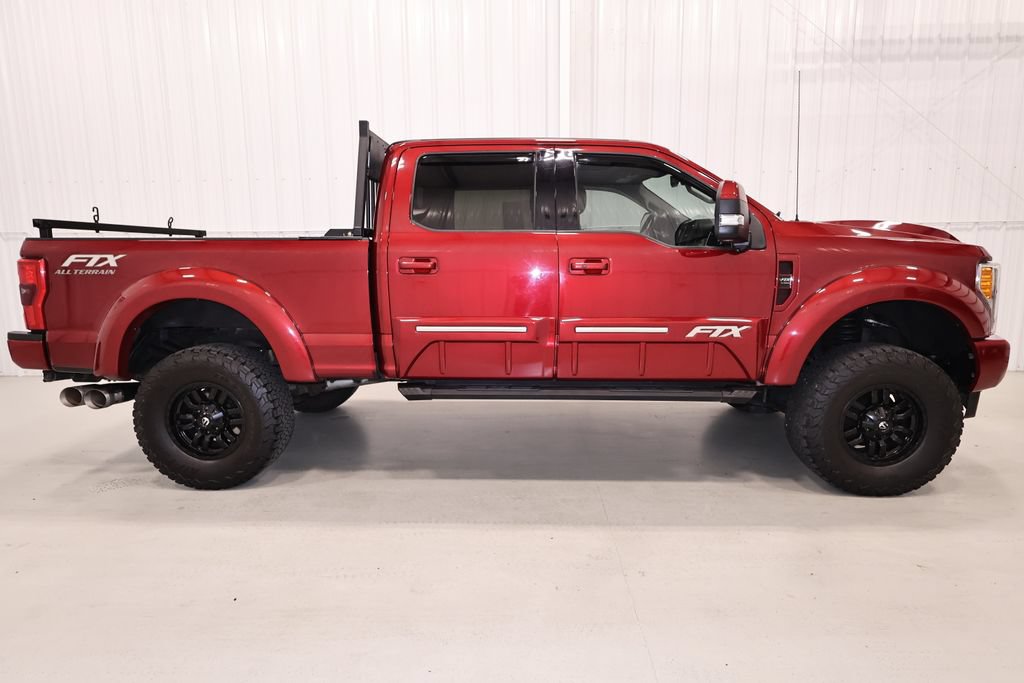 Used 2017 Ford F250 Lariat w/ Lariat Ultimate Package AWD/4WD image 2