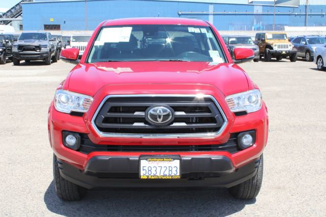 Used 2020 Toyota Tacoma SR5 w/ Technology Package AWD/4WD image 2