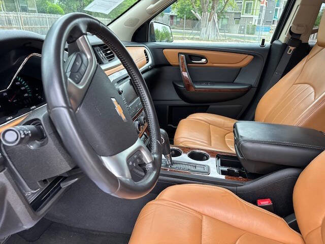 Used 2013 Chevrolet Traverse LTZ FWD image 42