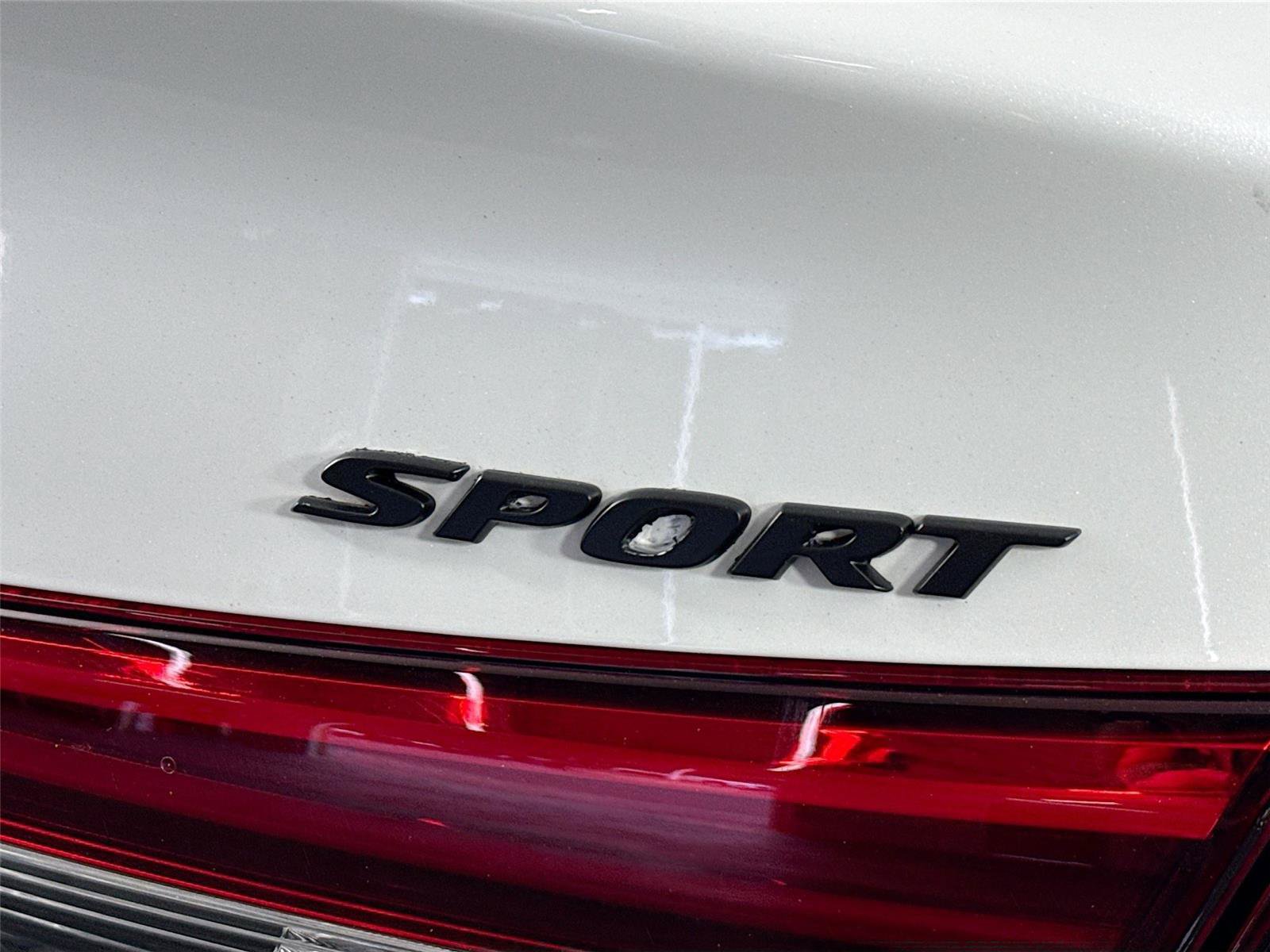 Used 2022 Honda Civic Sport image 13