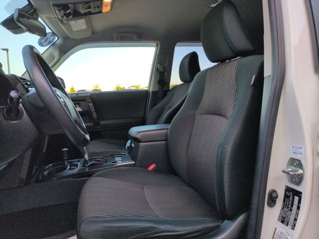 Used 2022 Toyota 4Runner TRD Off-Road AWD/4WD image 23
