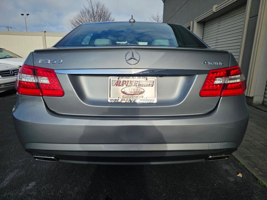 Used 2012 Mercedes-Benz E 350 4MATIC Sedan image 23
