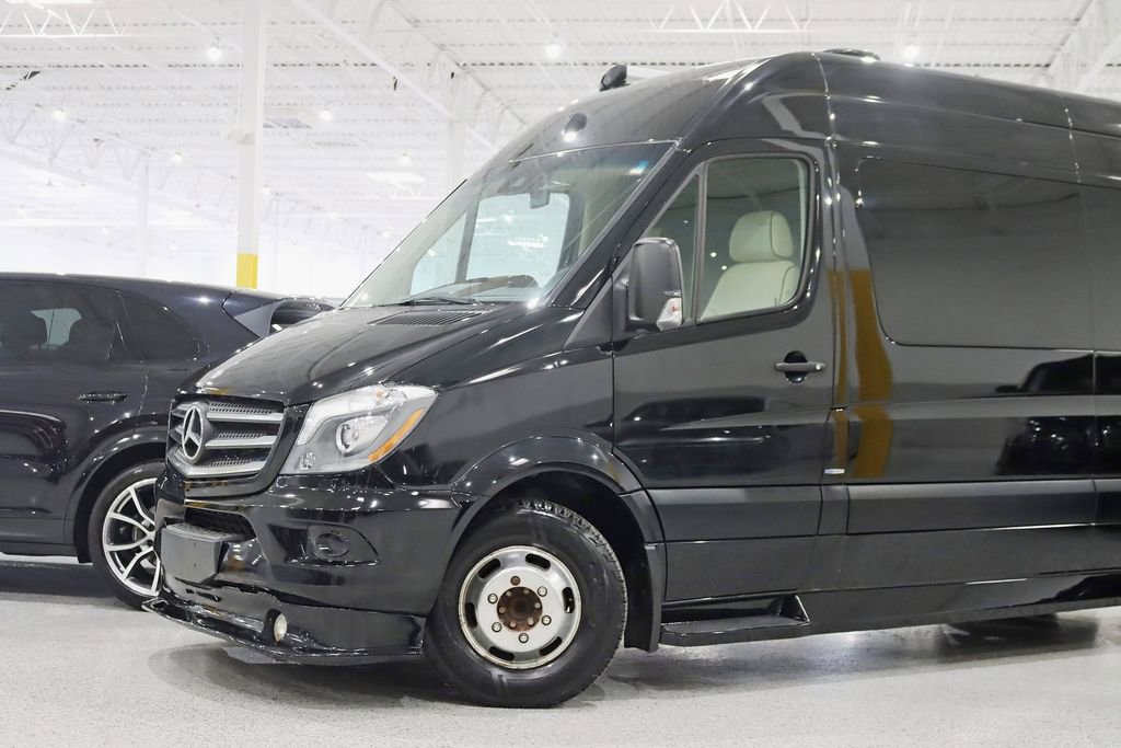 Used 2015 Mercedes-Benz Sprinter 3500 image 2