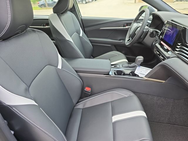 New 2026 Toyota Camry SE AWD/4WD image 10