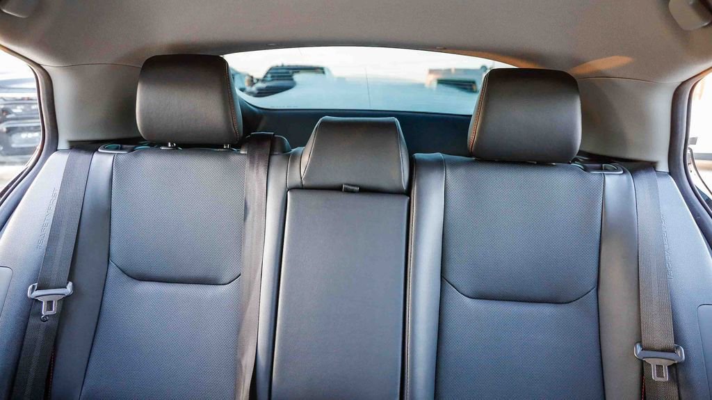 Used 2025 Toyota Prius Plug-In Hybrid image 26