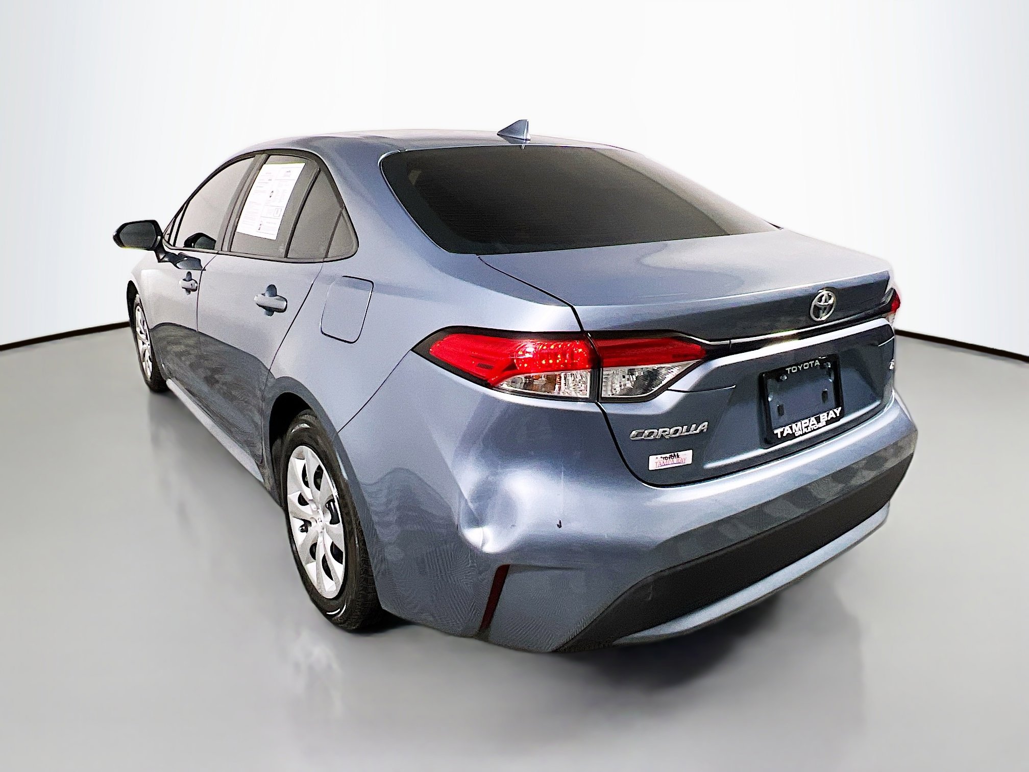 Used 2022 Toyota Corolla LE image 8