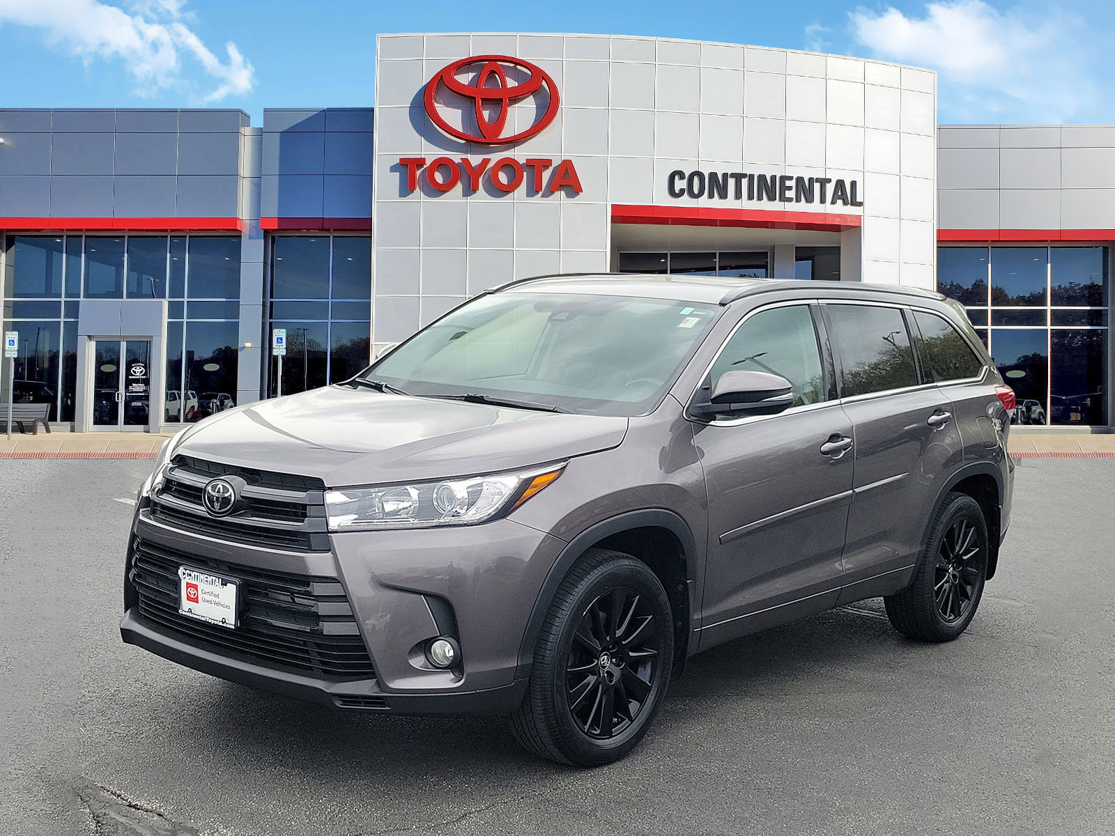 Certified 2018 Toyota Highlander SE AWD/4WD image 3